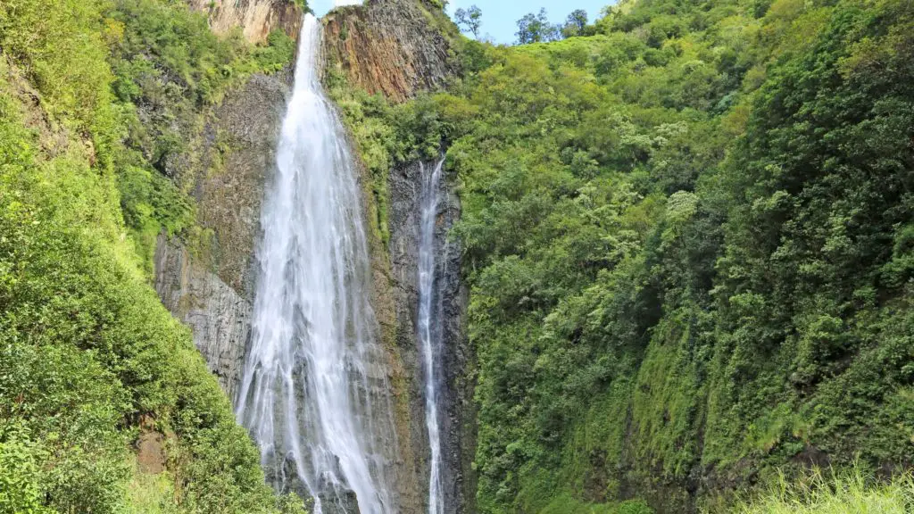 Manawaiopuna Falls - best kauai waterfall